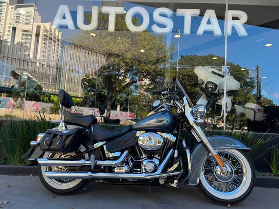 HARLEY-DAVIDSON SOFTAIL DELUXE 